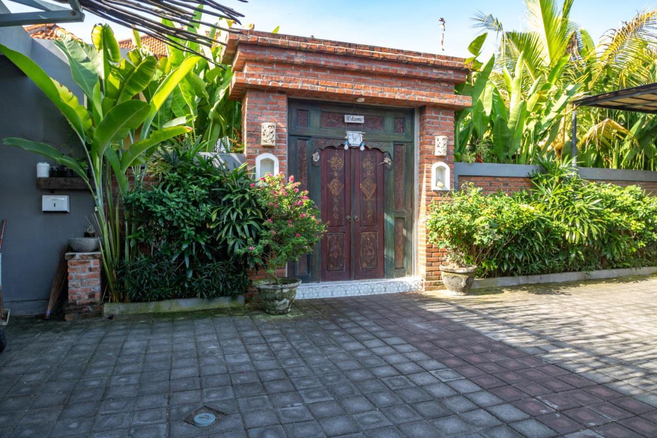 D-Anyar Stay And Surf Canggu מראה חיצוני תמונה