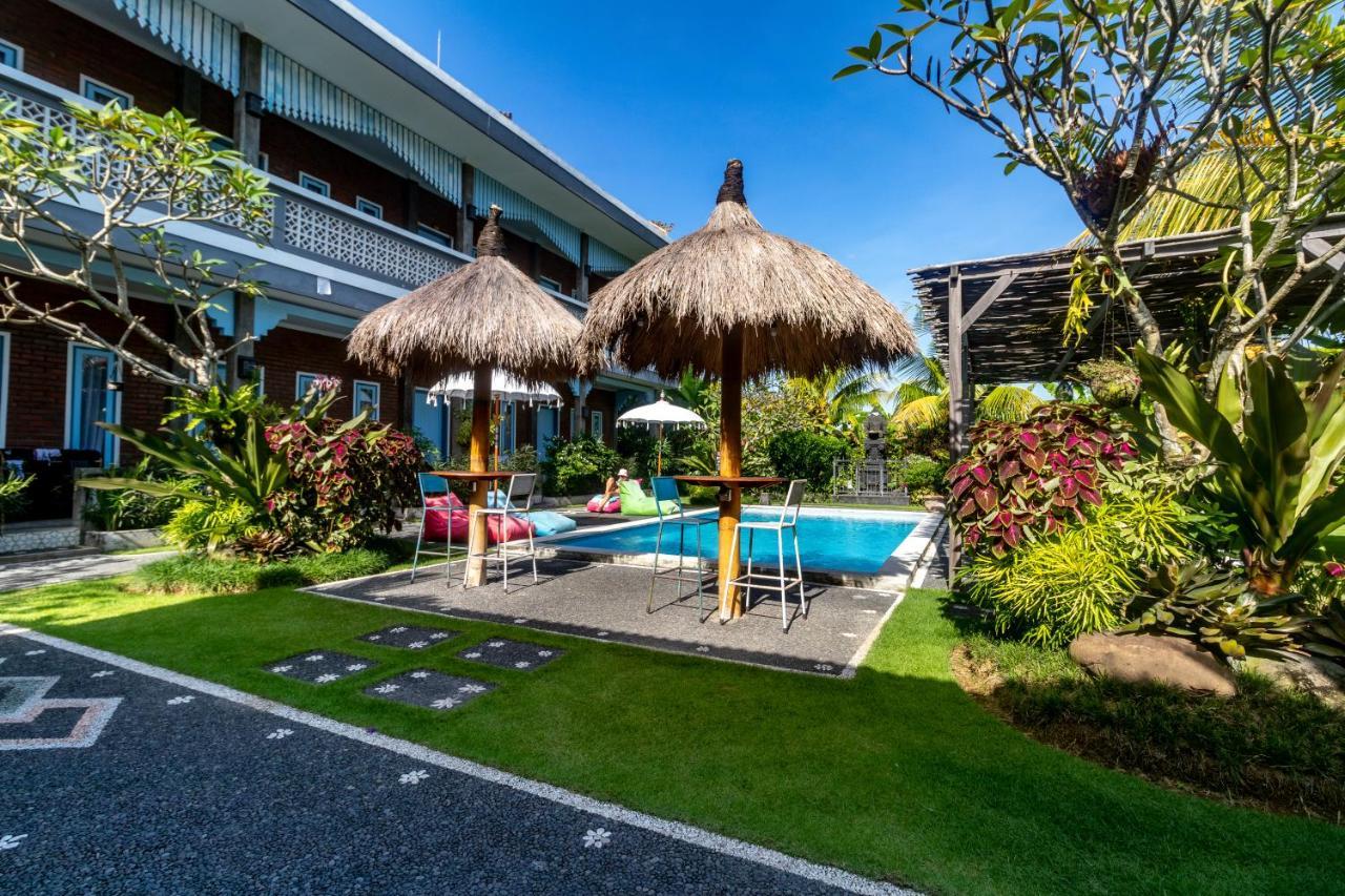 D-Anyar Stay And Surf Canggu מראה חיצוני תמונה