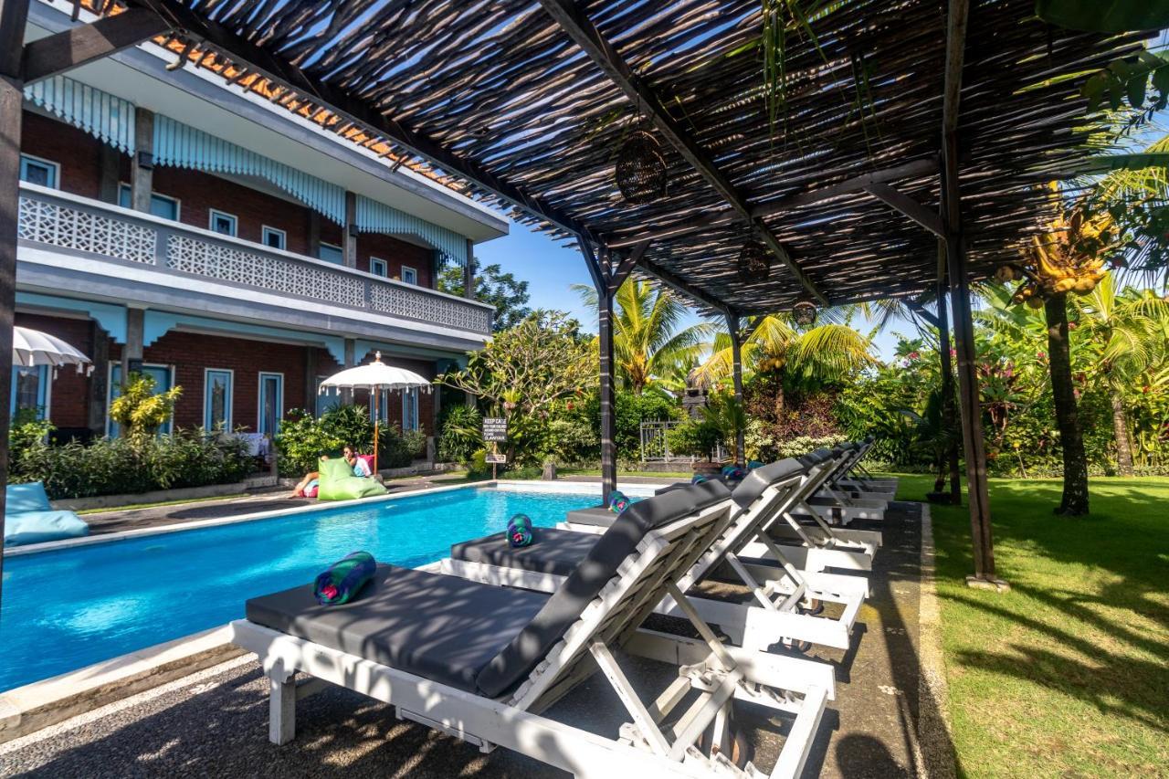 D-Anyar Stay And Surf Canggu מראה חיצוני תמונה